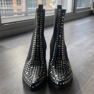 Studded boots- great condition and super comfortable
